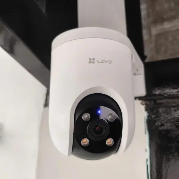Camera Ezviz H8C Pro 3Mp